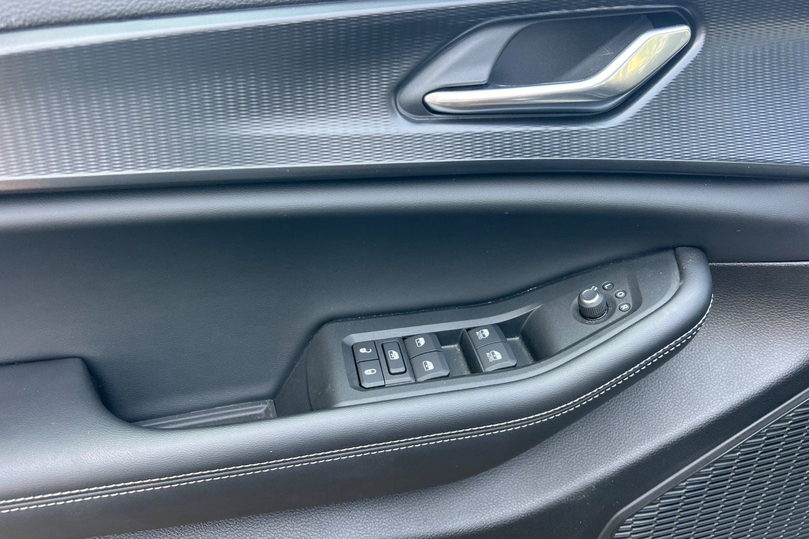 2025 Jeep Grand Cherokee L Altitude - Photo 10
