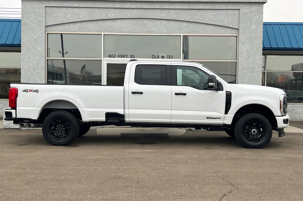 2026 Ford F-250 XL photo 3