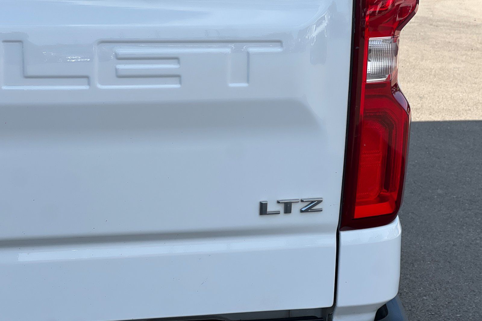 2023 Chevrolet Silverado 1500 LTZ - Photo 28