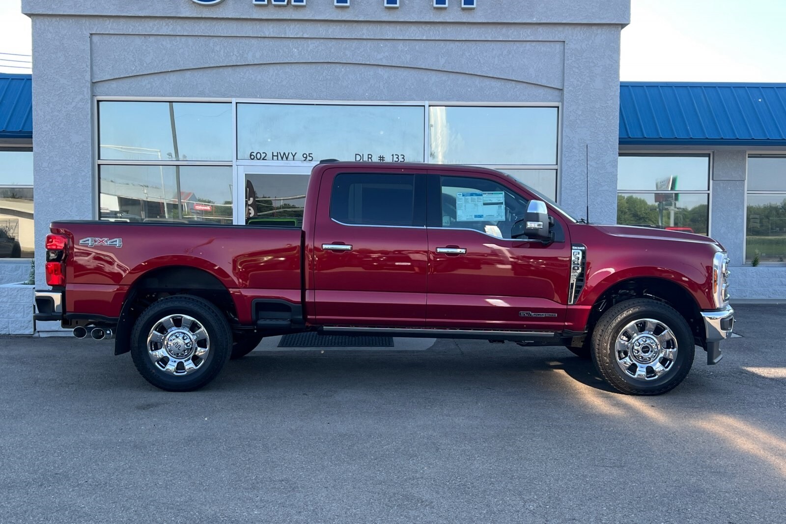 2025 Ford F-350 King Ranch photo 4