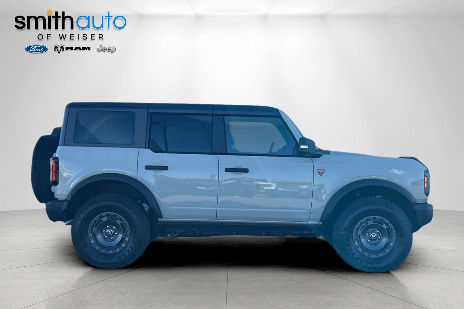2025 Ford Bronco 4-Door Badlands - Photo 3