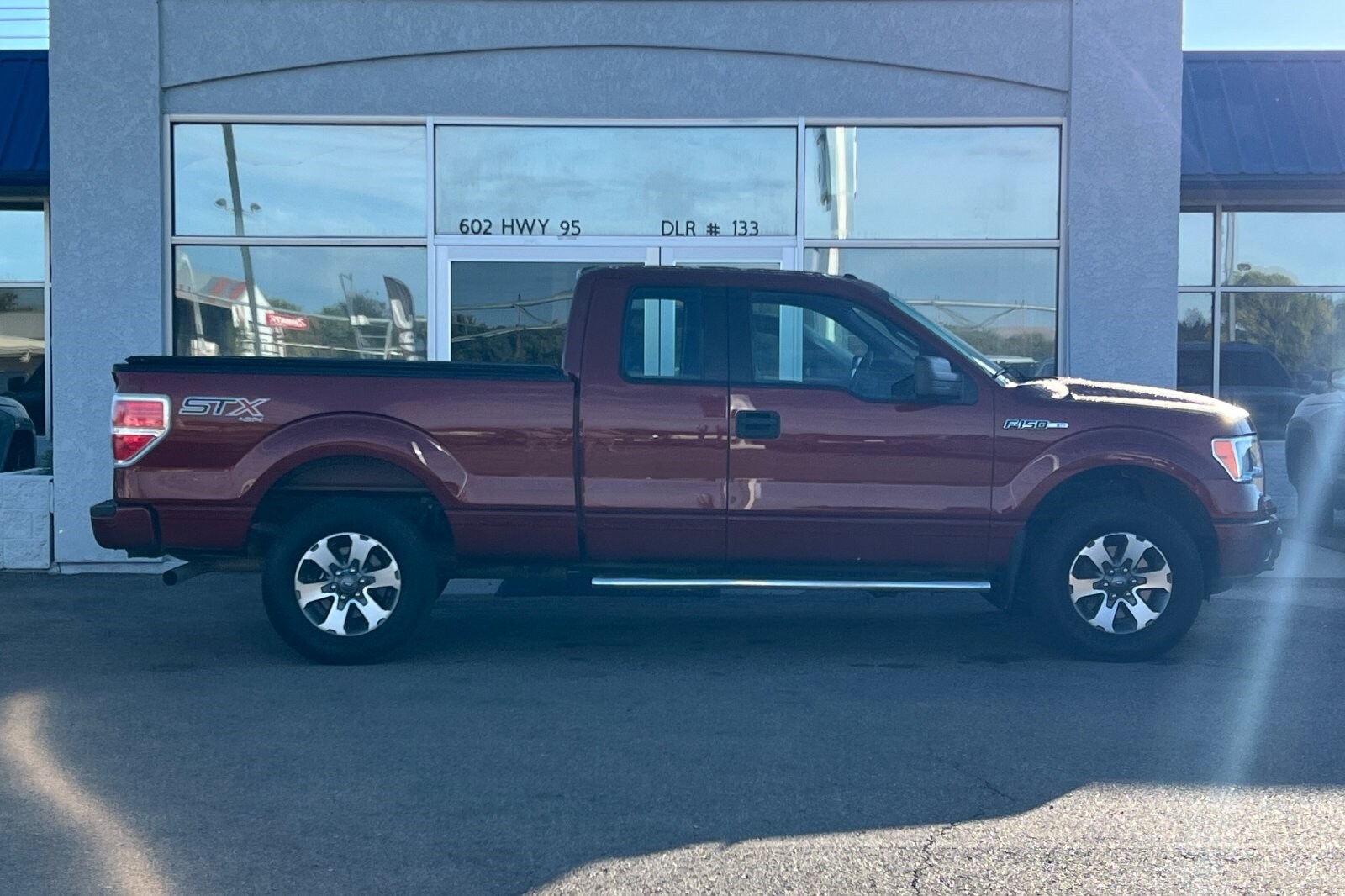 2014 Ford F-150 STX photo 2