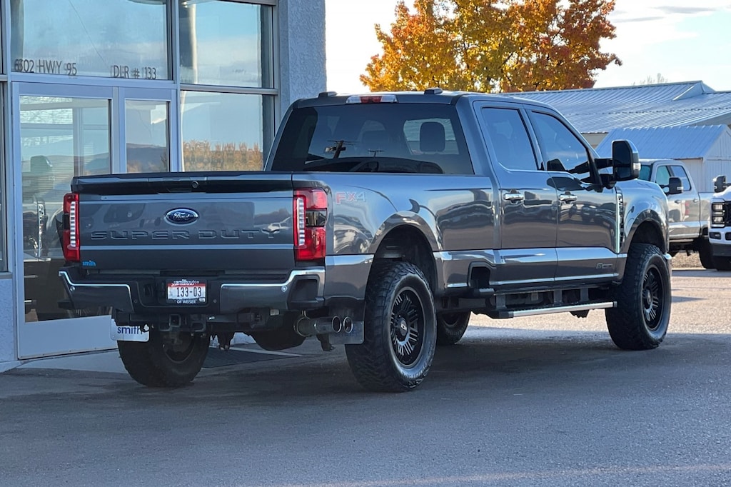 Used 2025 Ford F-250 Lariat Truck Crew Cab
