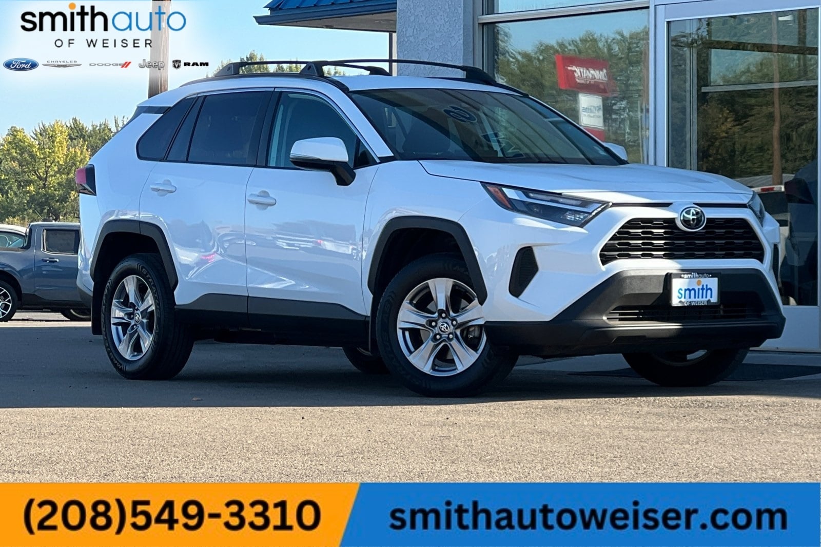 2022 Toyota RAV4 XLE's photo
