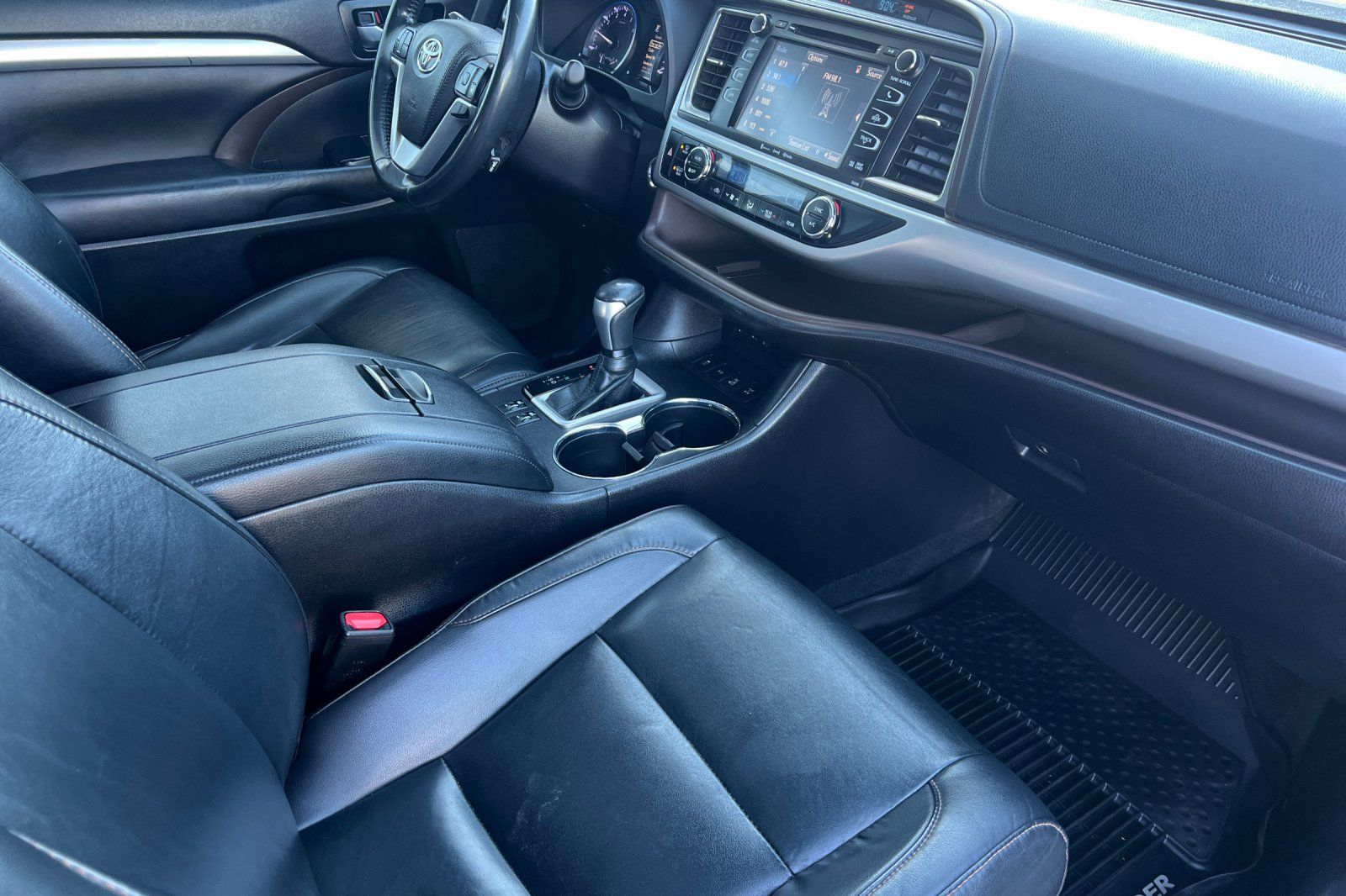 2019 Toyota Highlander XLE - Photo 18