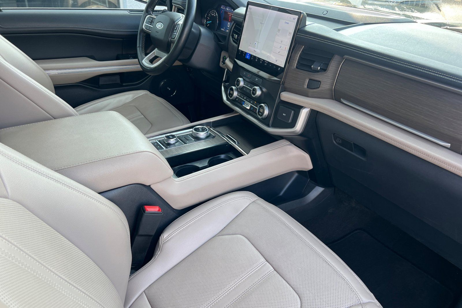 2024 Ford Expedition Limited - Photo 18