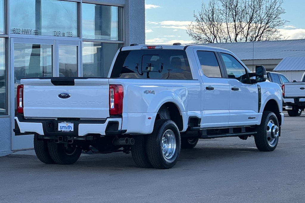 2026 Ford F-350 XL photo 4