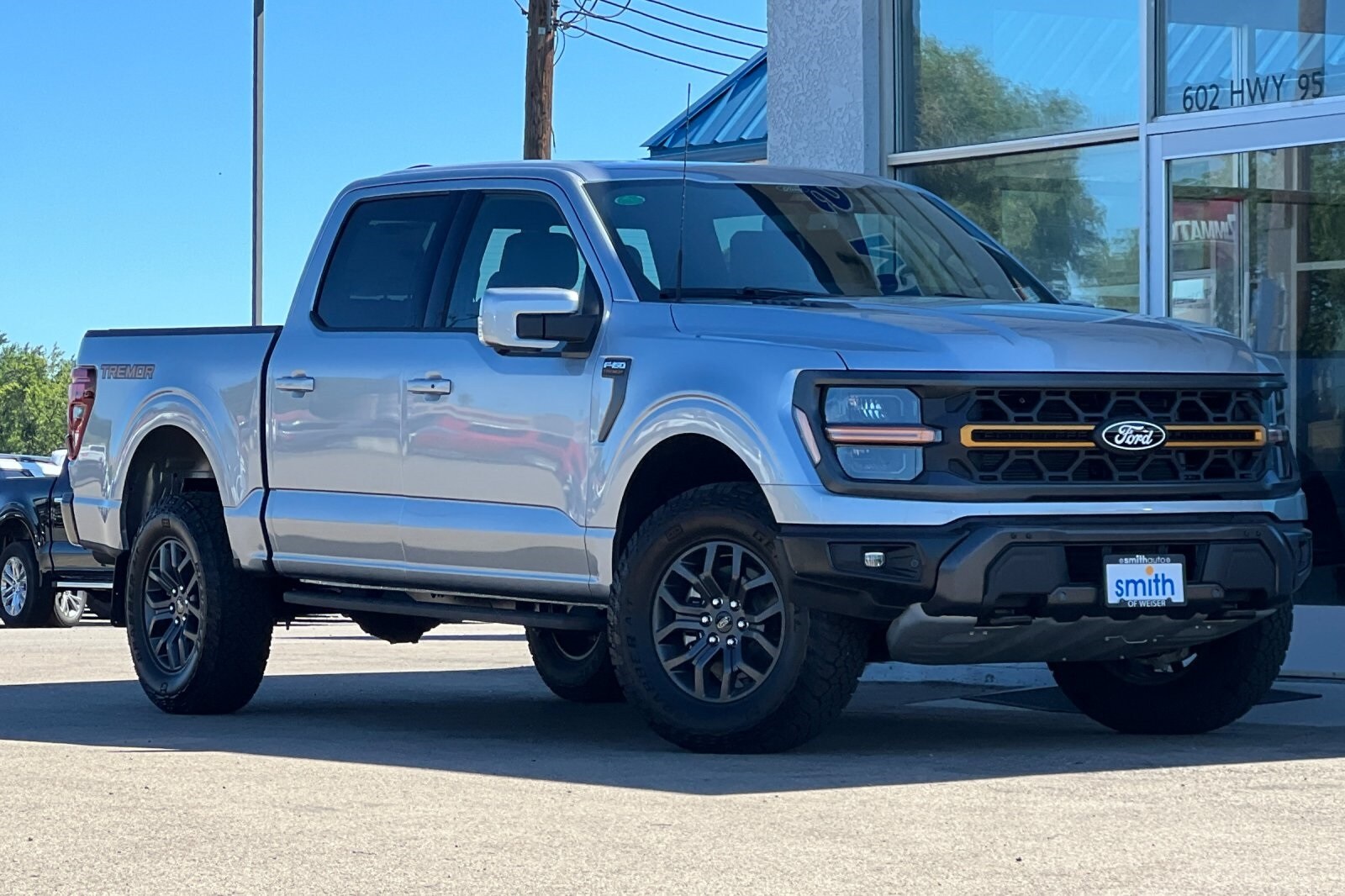 2025 Ford F-150 Tremor photo 2