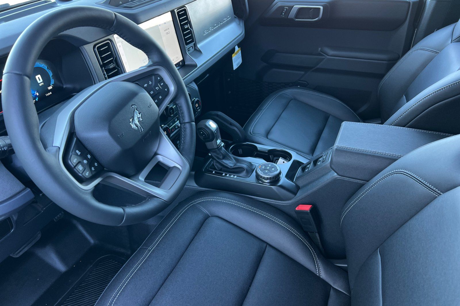 2025 Ford Bronco 4-Door Badlands - Photo 8