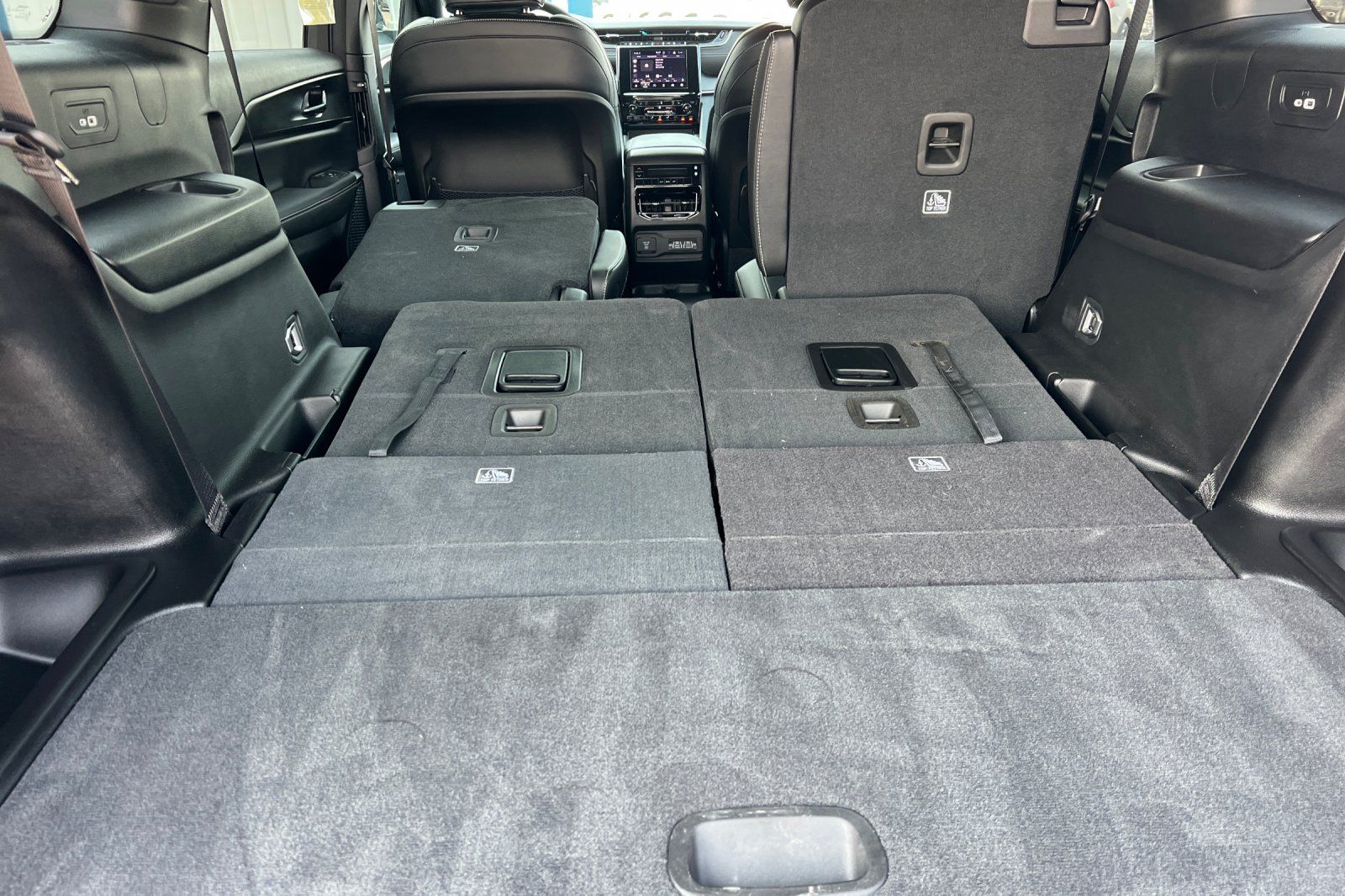 2025 Jeep Grand Cherokee L Altitude - Photo 15