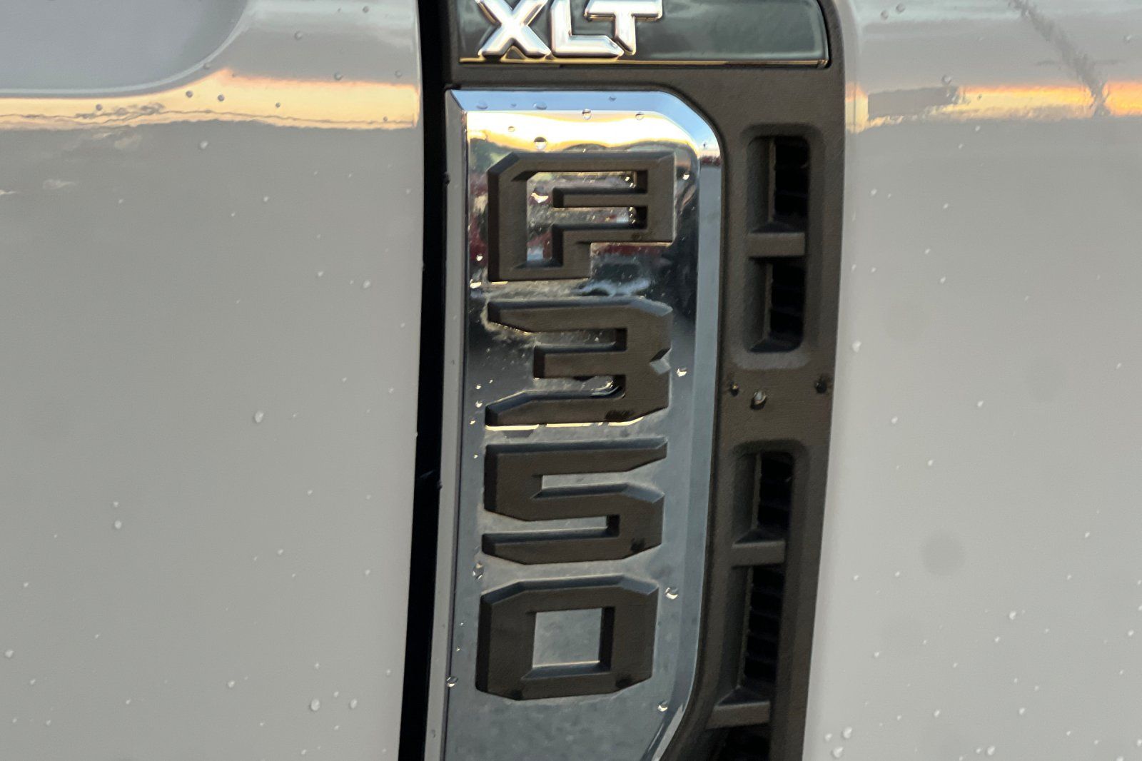 2026 Ford F-350 Super Duty XLT - Photo 7