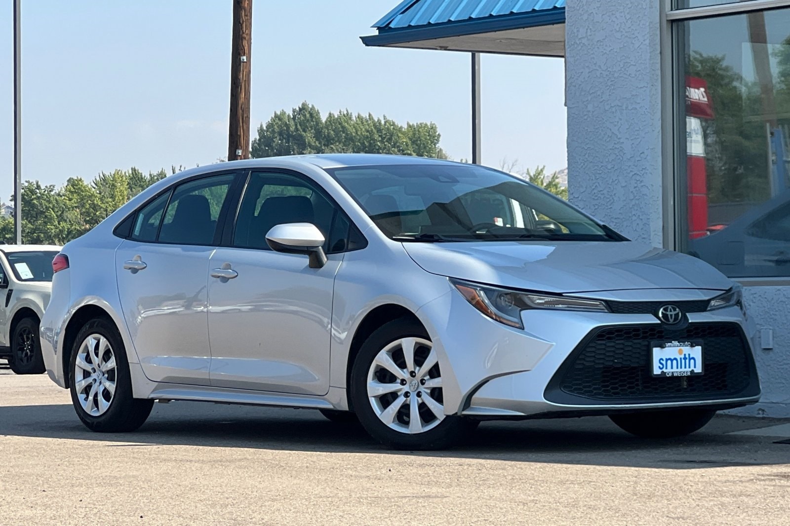 Used 2021 Toyota Corolla LE with VIN 5YFEPMAE3MP245194 for sale in Kansas City