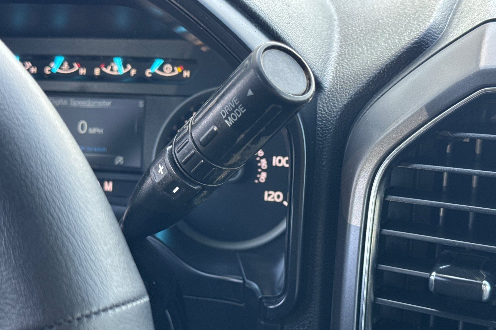 2019 Ford F-150 XLT - Photo 22