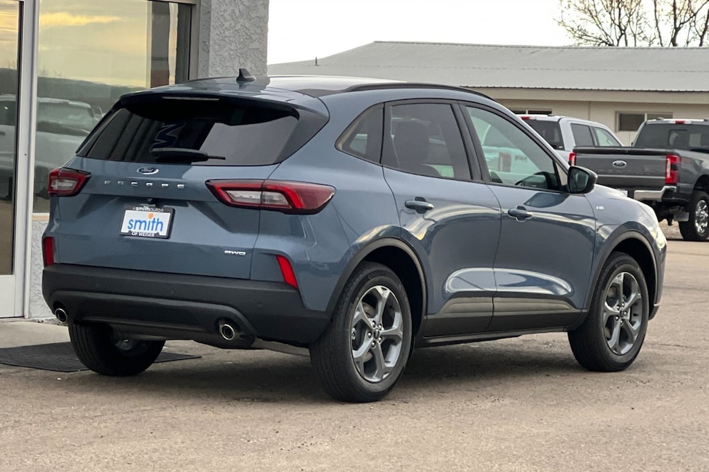 2026 Ford Escape ST-Line photo 3