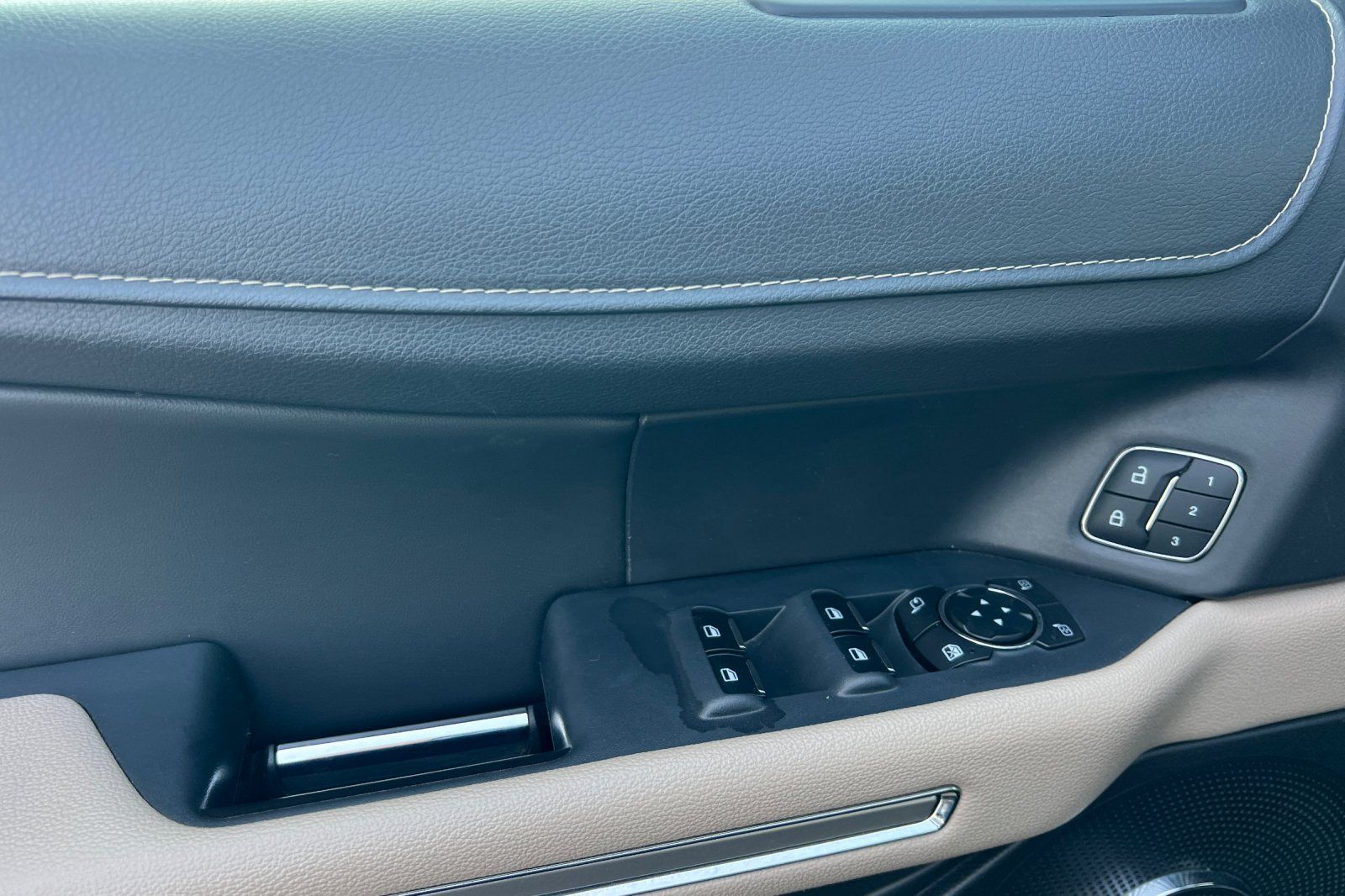 2024 Ford Expedition Limited - Photo 12