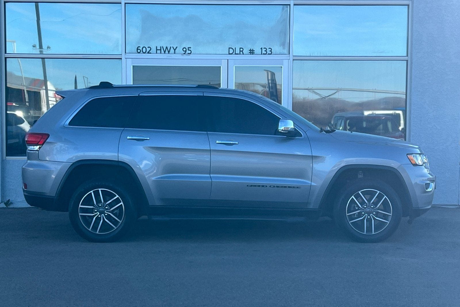 Used 2021 Jeep Grand Cherokee Limited with VIN 1C4RJFBG3MC699677 for sale in Weiser, ID