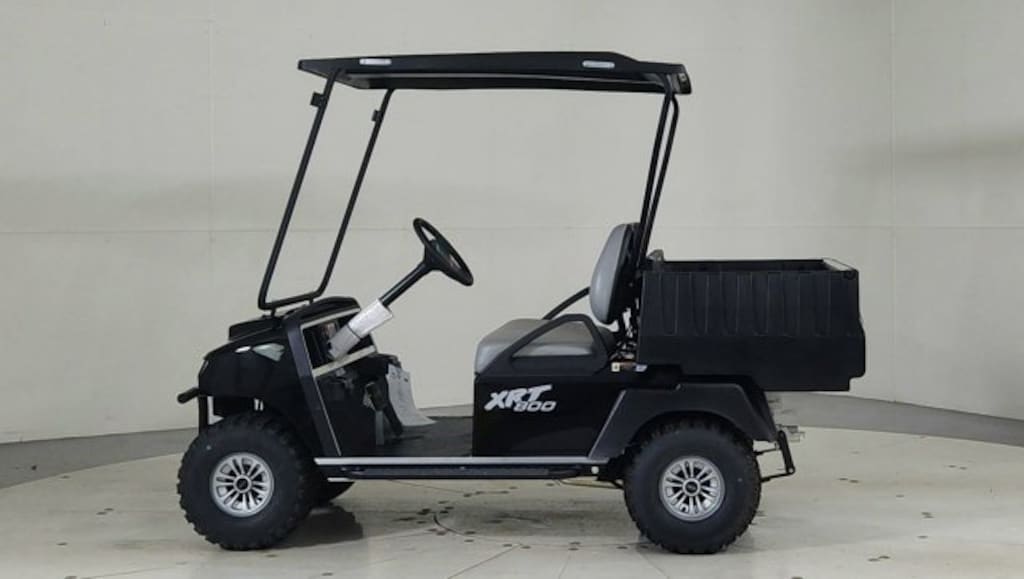 New 2025 CLUB CAR XRT-800 NON LIFTED 2 PASSENGER