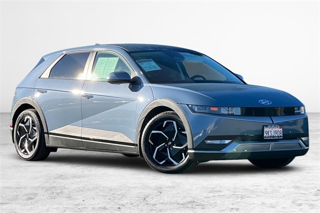 2024 Hyundai IONIQ 5 SEL's photo