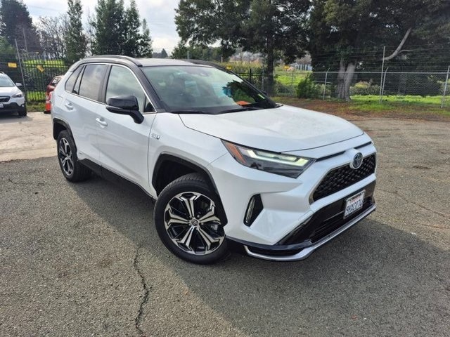 2023 Toyota RAV4 XSE's photo