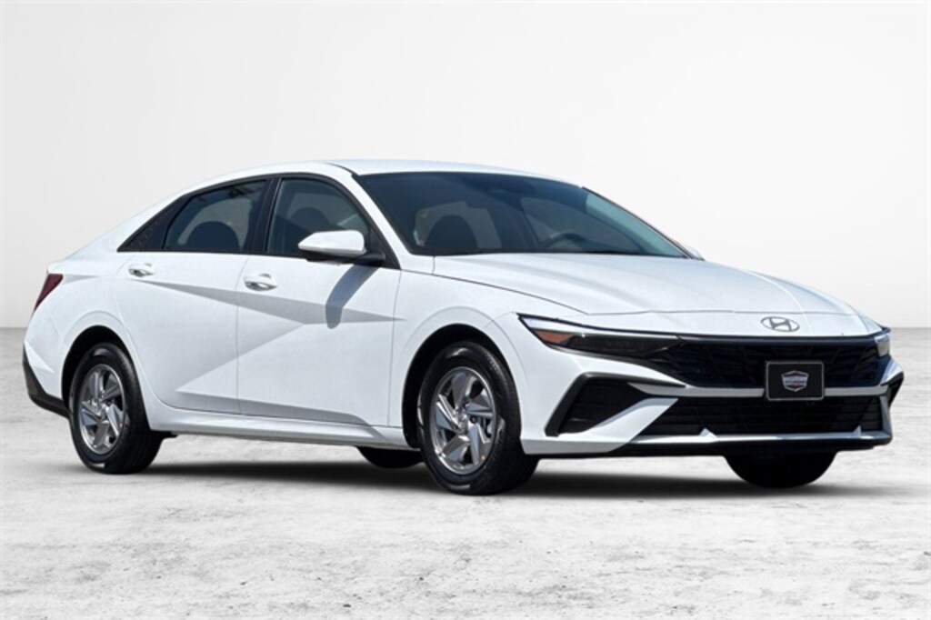 Certified 2025 Hyundai Elantra SE Sedan