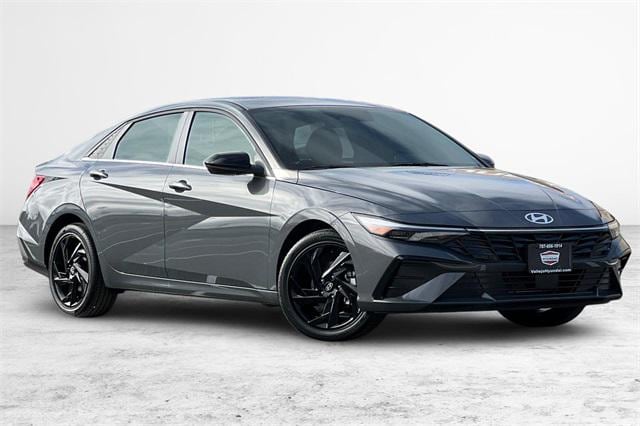 2026 Hyundai Elantra SEL's photo