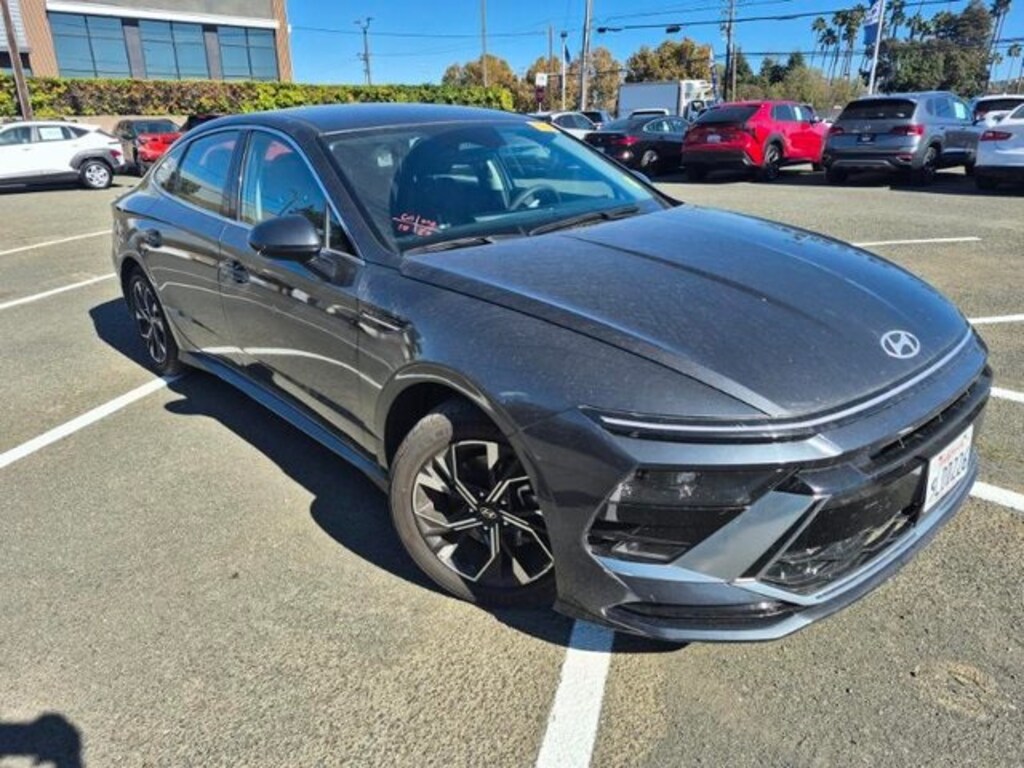 Used 2024 Hyundai Sonata SEL Sedan