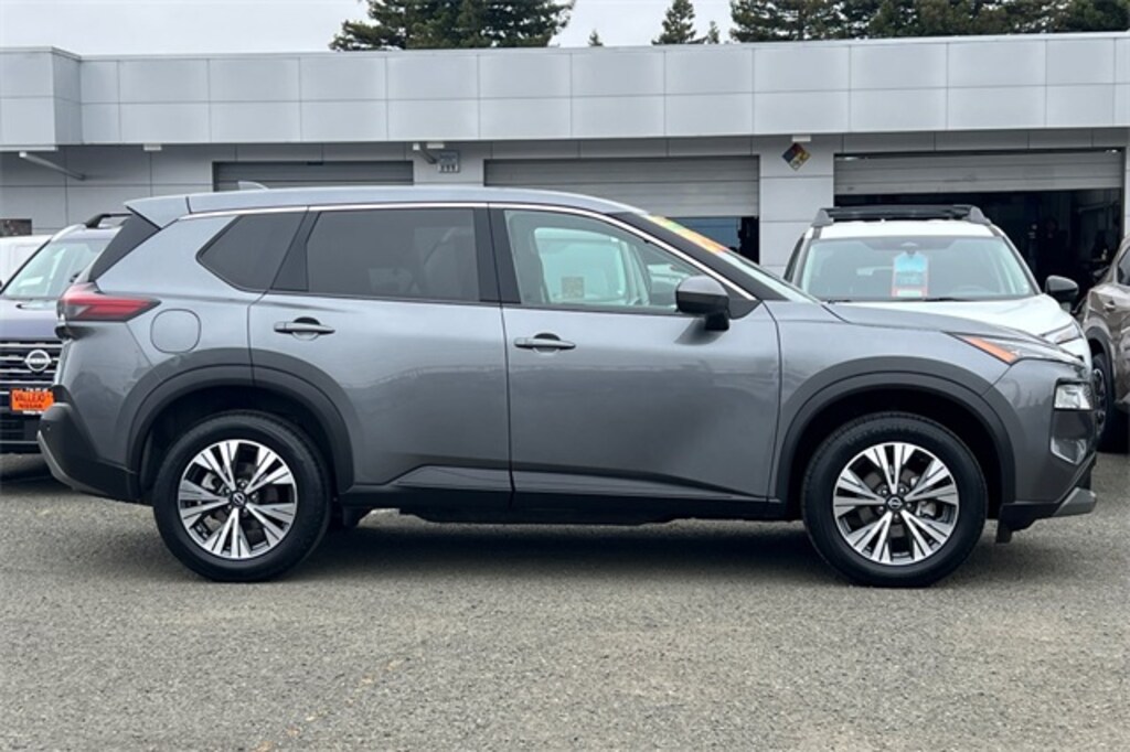 Used 2023 Nissan Rogue SV SUV