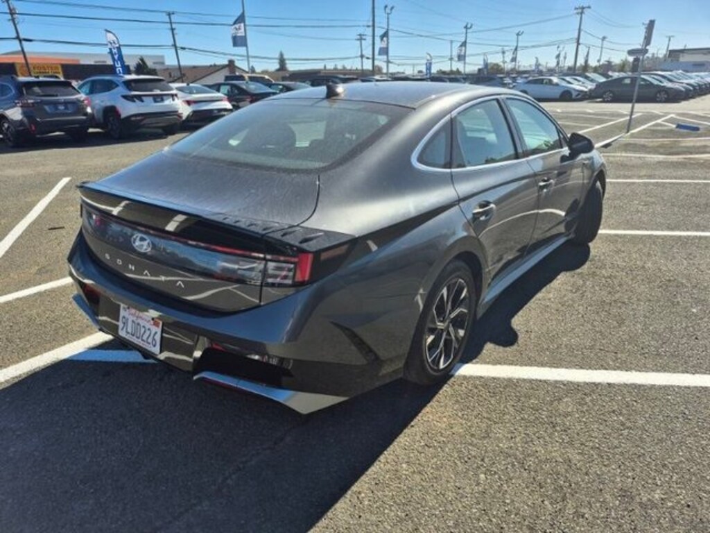 Used 2024 Hyundai Sonata SEL Sedan