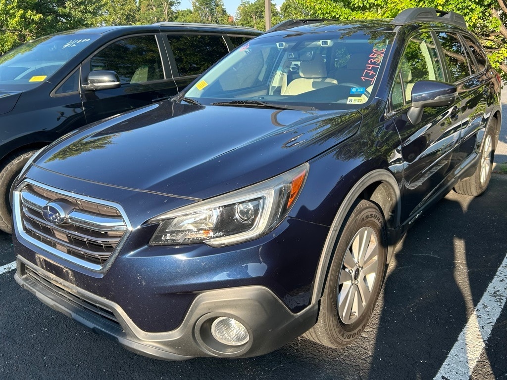 2018 Subaru Outback 2.5i Premium with