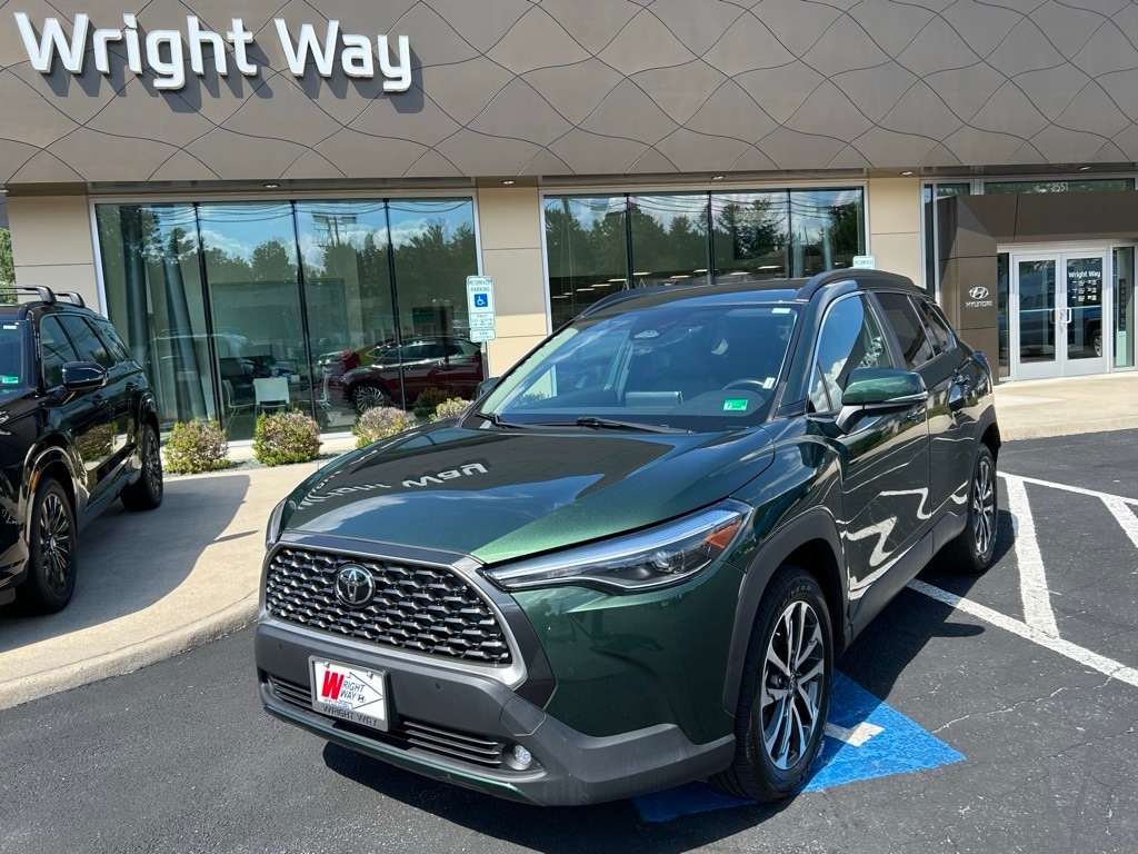 2023 Toyota Corolla Cross XLE