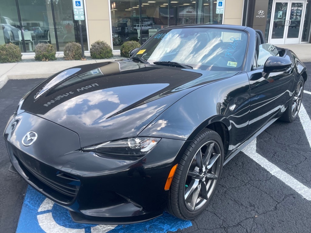 Used 2016 Mazda MX-5 Miata Grand Touring with VIN JM1NDAD78G0118136 for sale in Waynesboro, VA