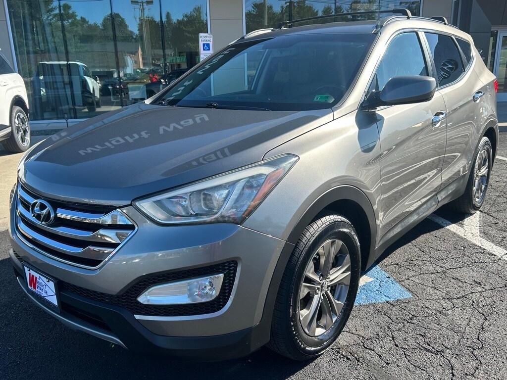 2013 Hyundai Santa Fe Sport photo 2