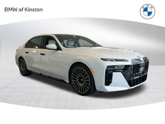 2025 BMW 760i xDrive Sedan