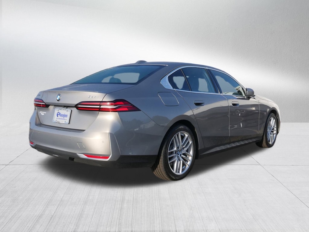 Used 2024 BMW 530i xDrive Sedan