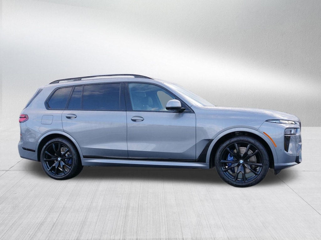 New 2026 BMW X7 xDrive40i SUV
