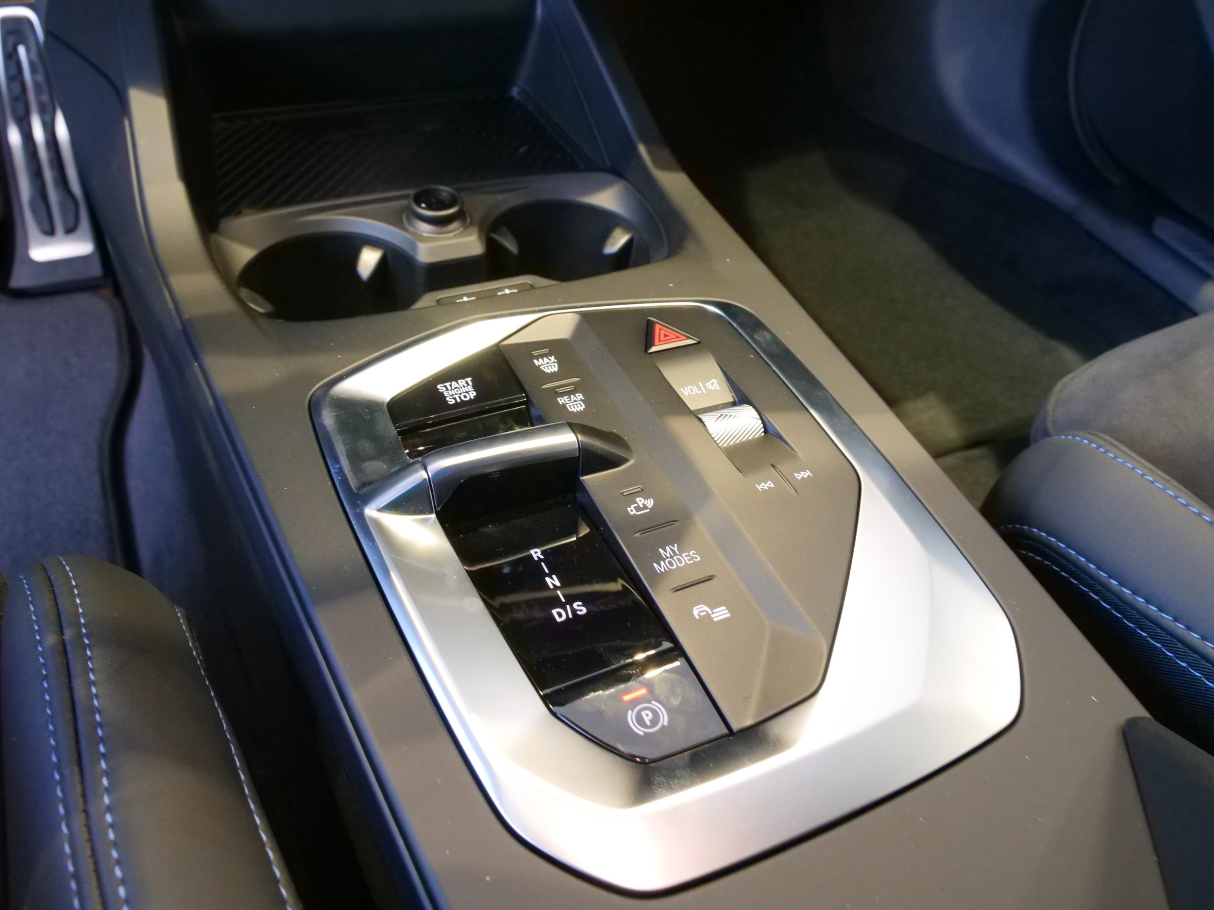 2026 BMW 2 Series M235 - Photo 24