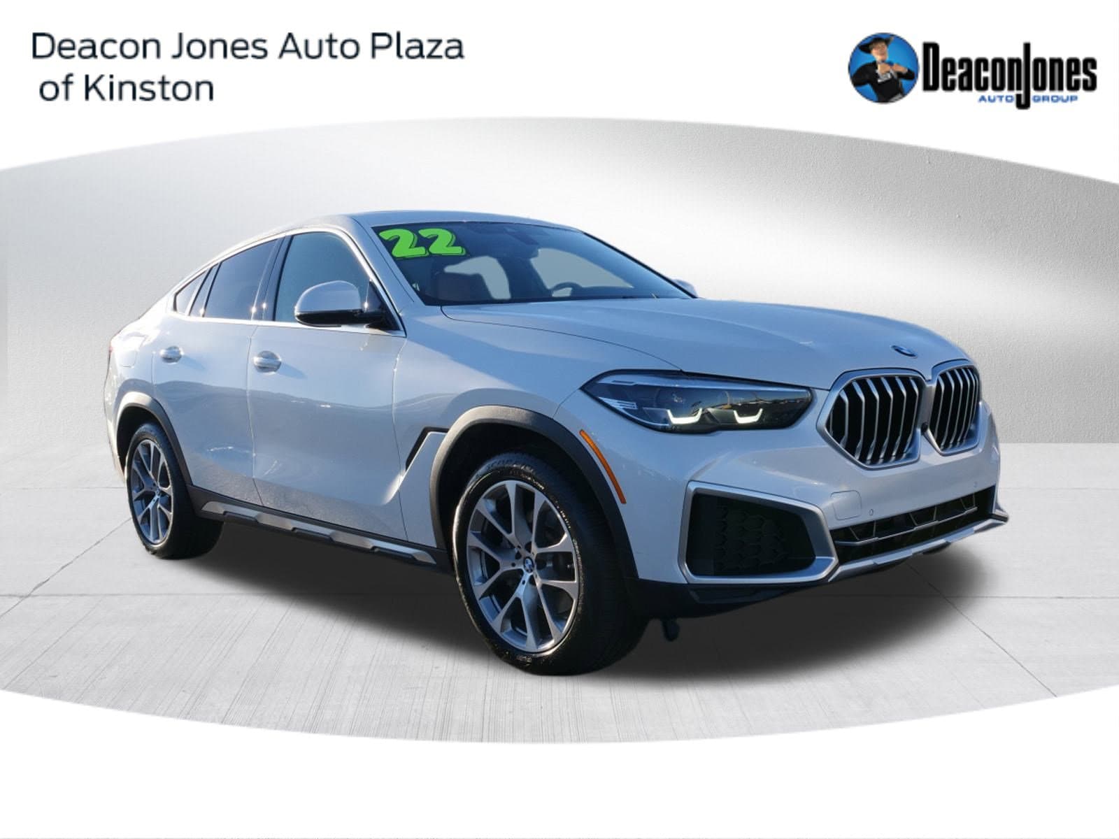 2022 BMW X6 40i's photo