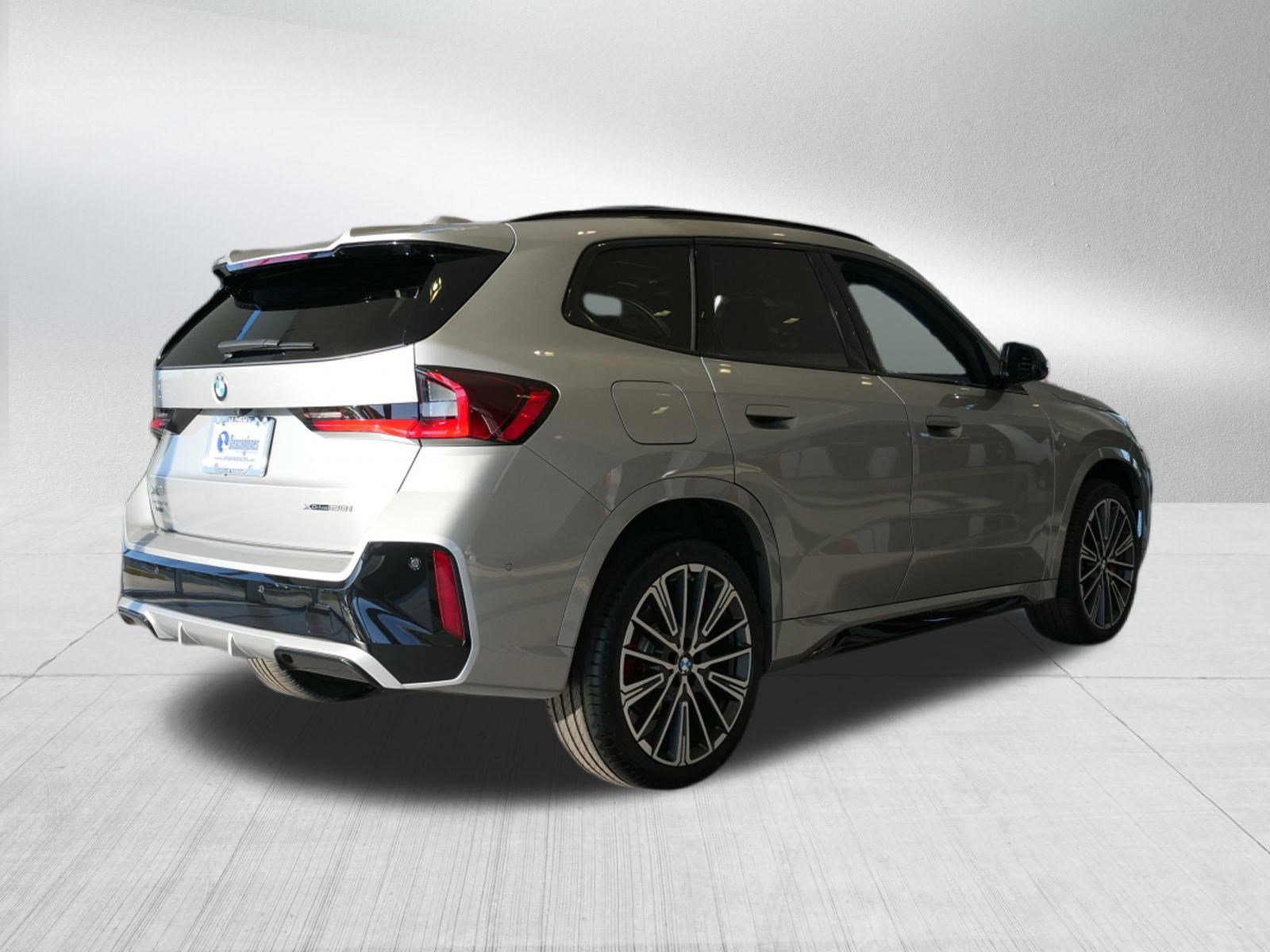 2026 Bmw X1 XDrive28i photo 3