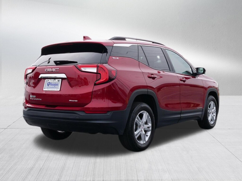 Used 2023 GMC Terrain SLE SUV
