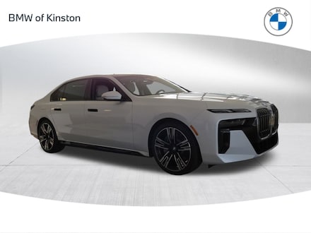 2025 BMW 760i xDrive Sedan