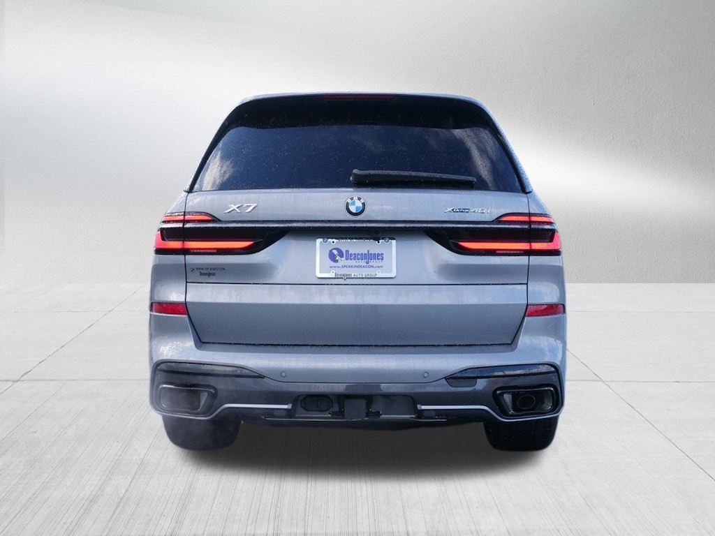 New 2026 BMW X7 xDrive40i SUV