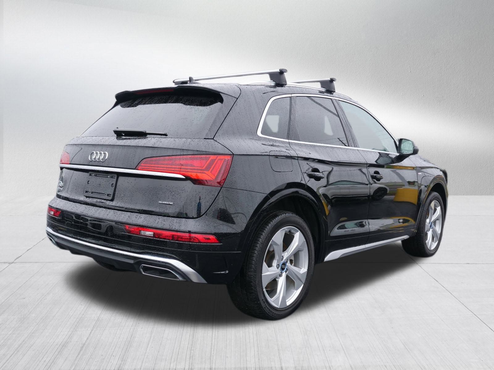 2024 Audi Q5 S line Premium Plus photo 2