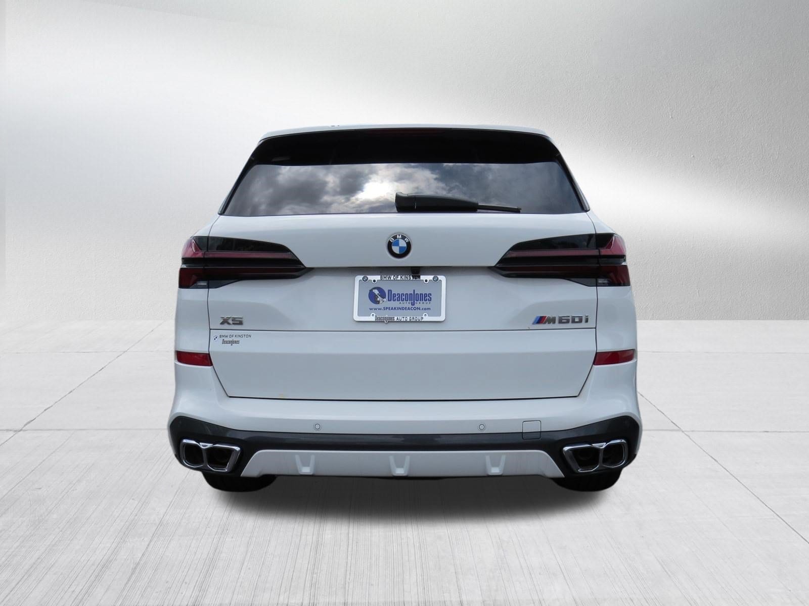 2026 BMW X5 M60i - Photo 6