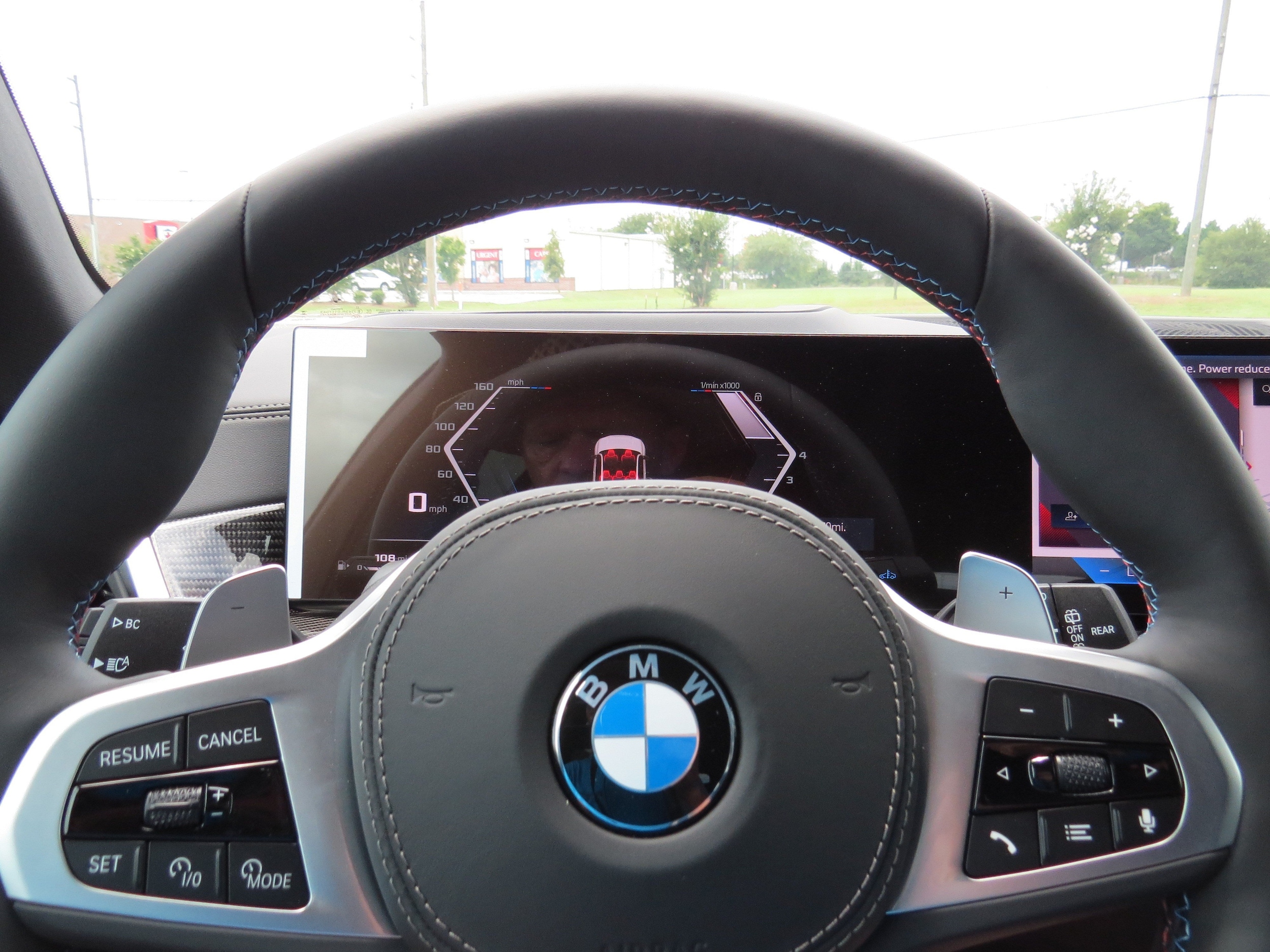 2026 BMW X5 M60i - Photo 19