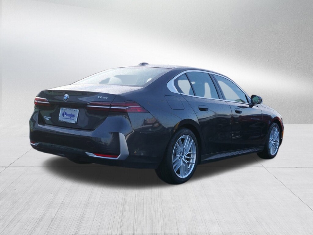 Used 2024 BMW 530i Sedan