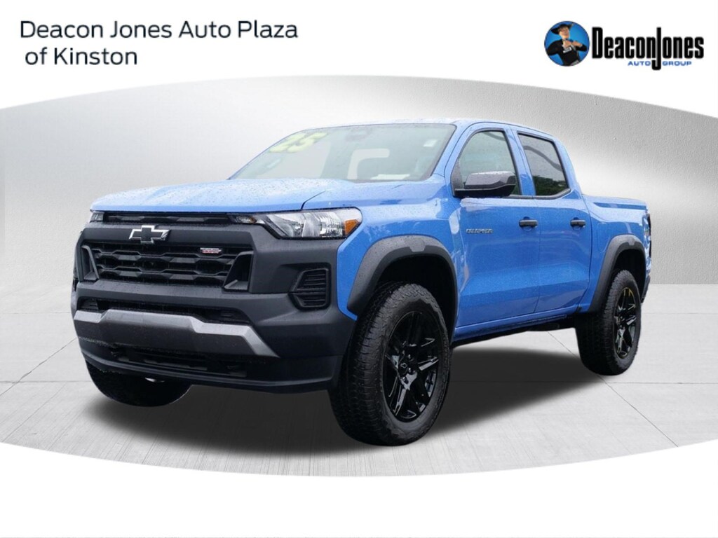 Used 2025 Chevrolet Colorado Trail Boss Truck Crew Cab