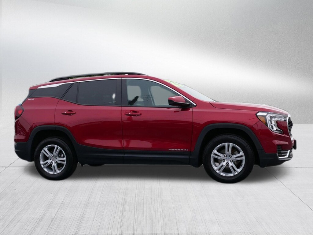 Used 2023 GMC Terrain SLE SUV
