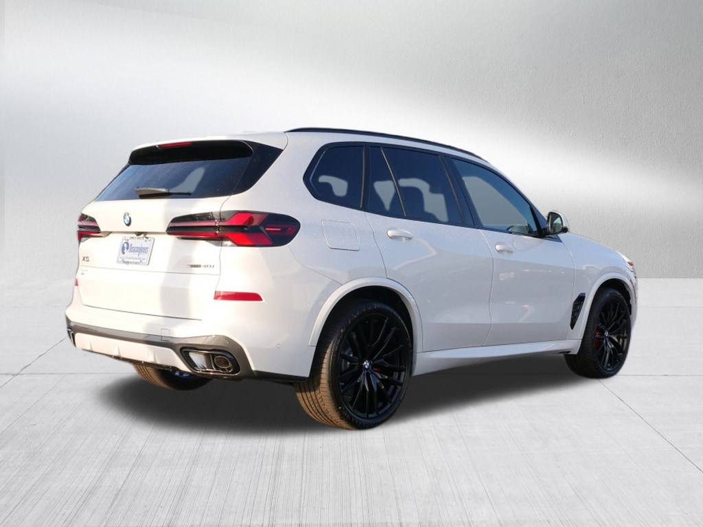 New 2026 BMW X5 sDrive40i SUV