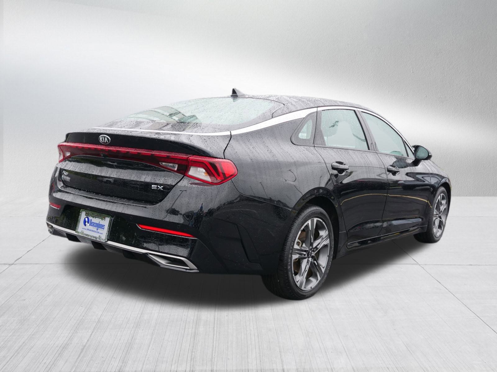 2021 Kia K5 EX photo 2