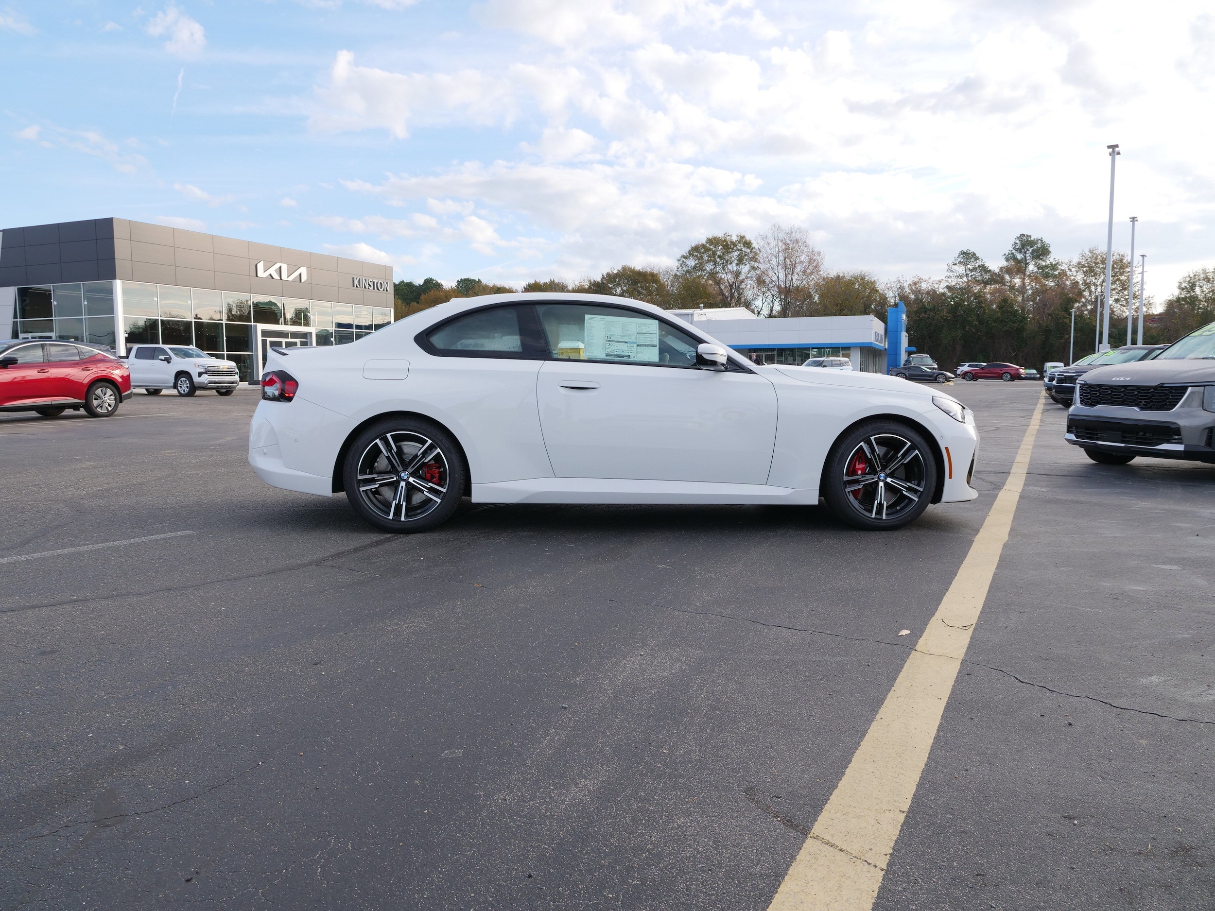 2026 Bmw 230i Coupe photo 2